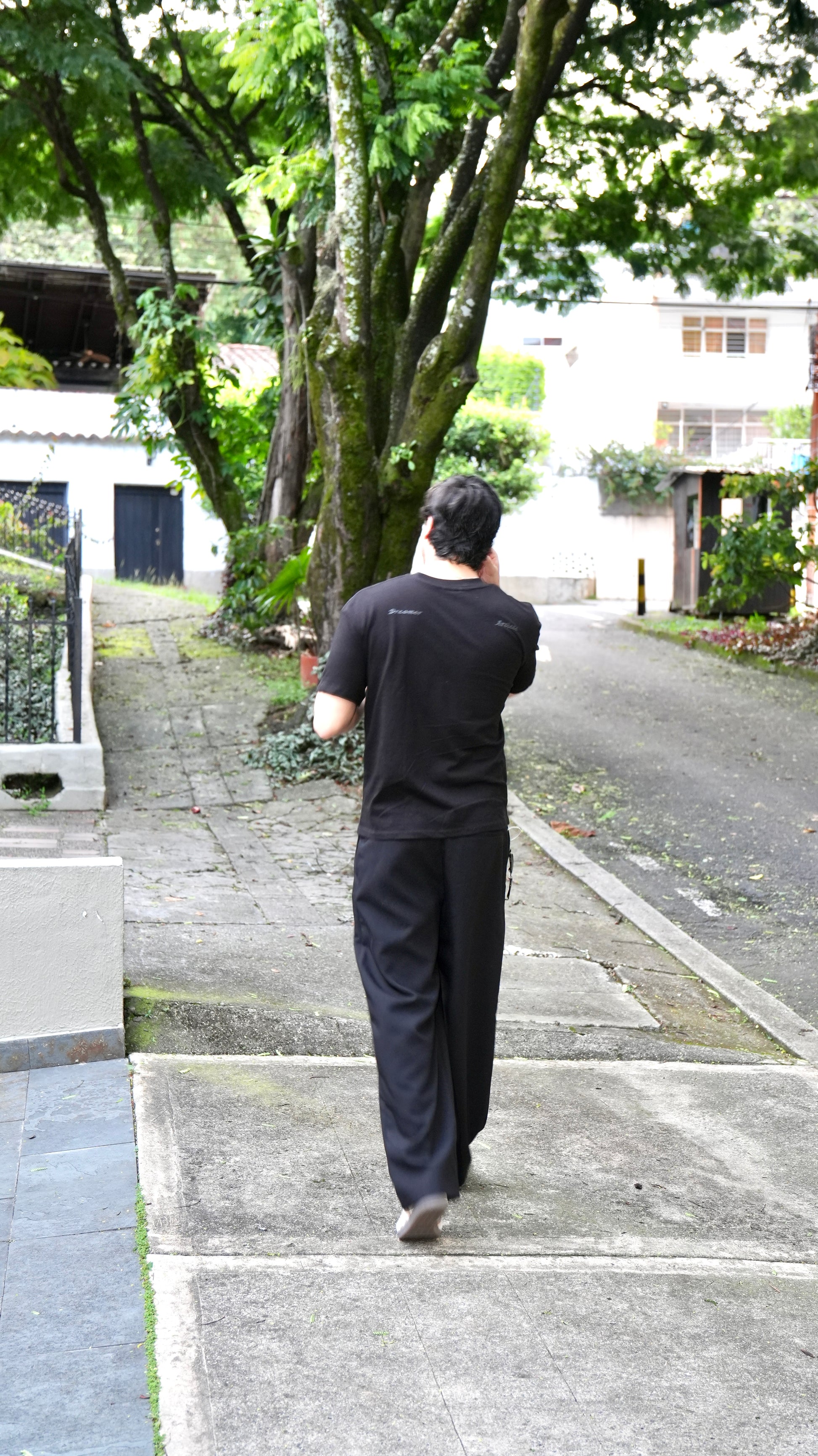 STILL A KID WITH DREAMS NEGRO